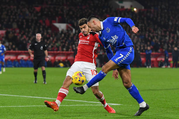 随着穆勒潜 随着穆勒潜