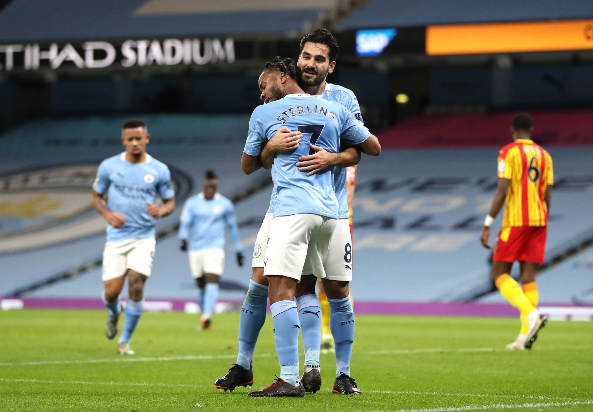 联酋队主教 联酋队主教